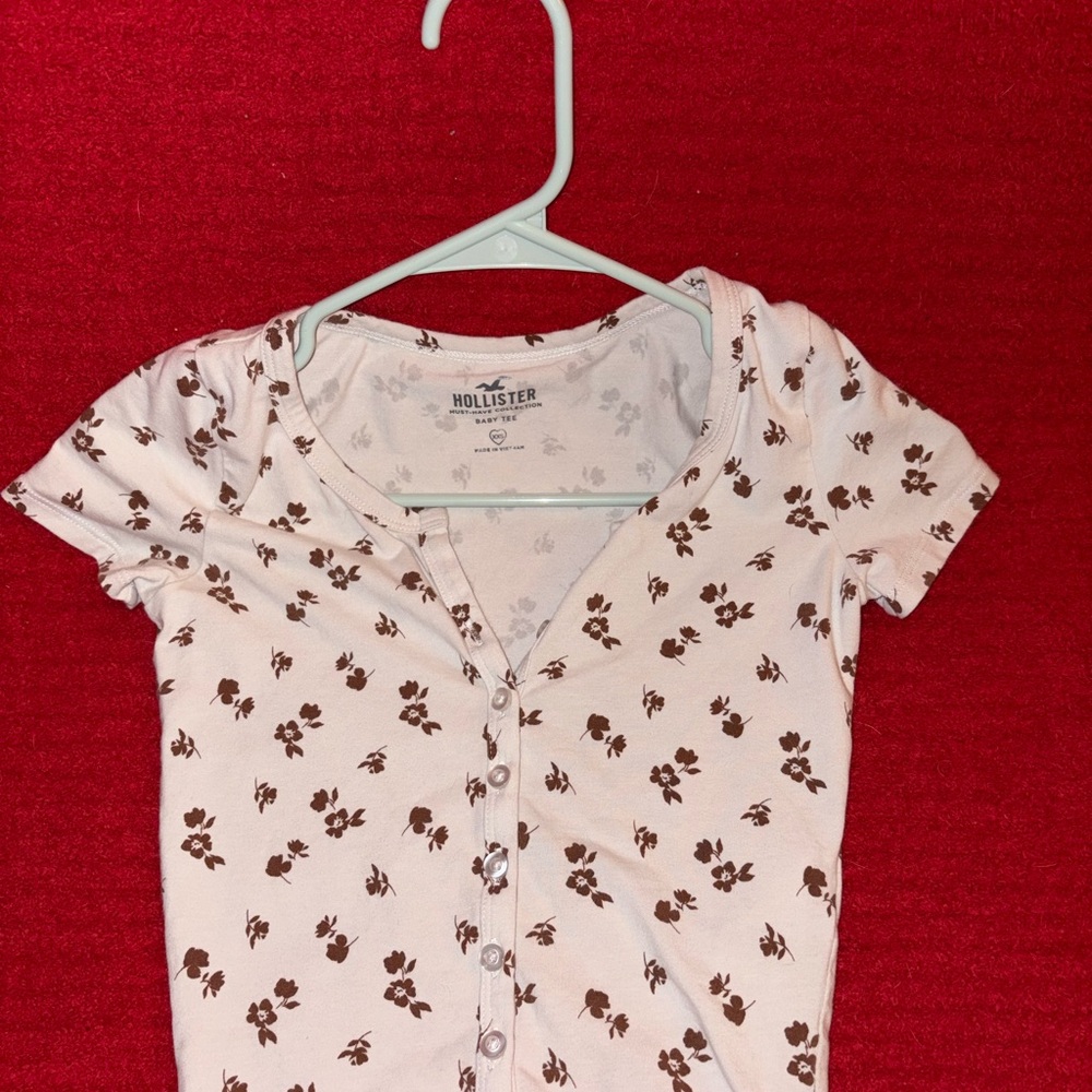 Hollister Kids Cream Floral Button Down Shirt